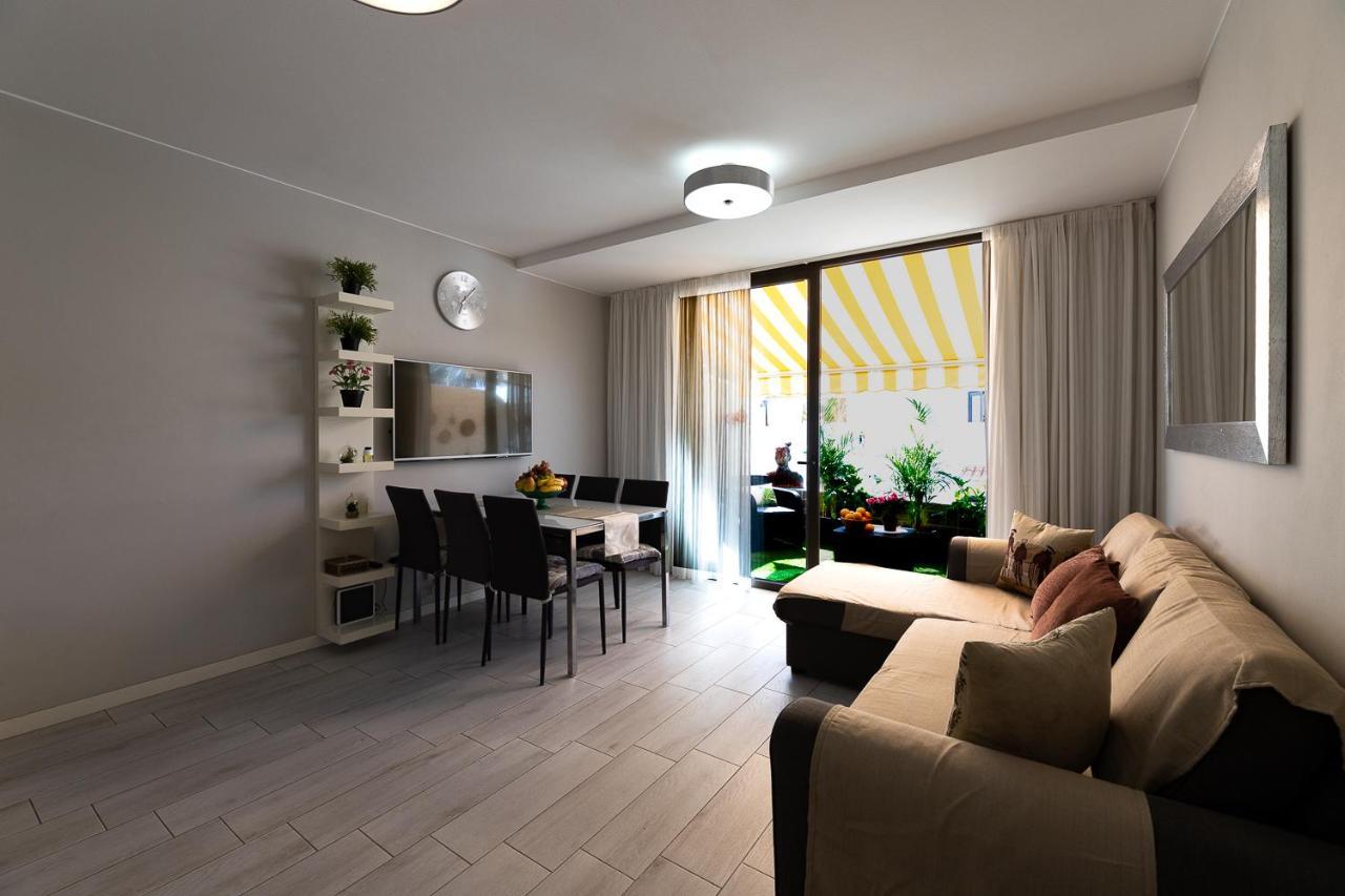 Beautiful Duplex In 3 Minutes Walking To The Beach In Playa De Las Americas ภายนอก รูปภาพ