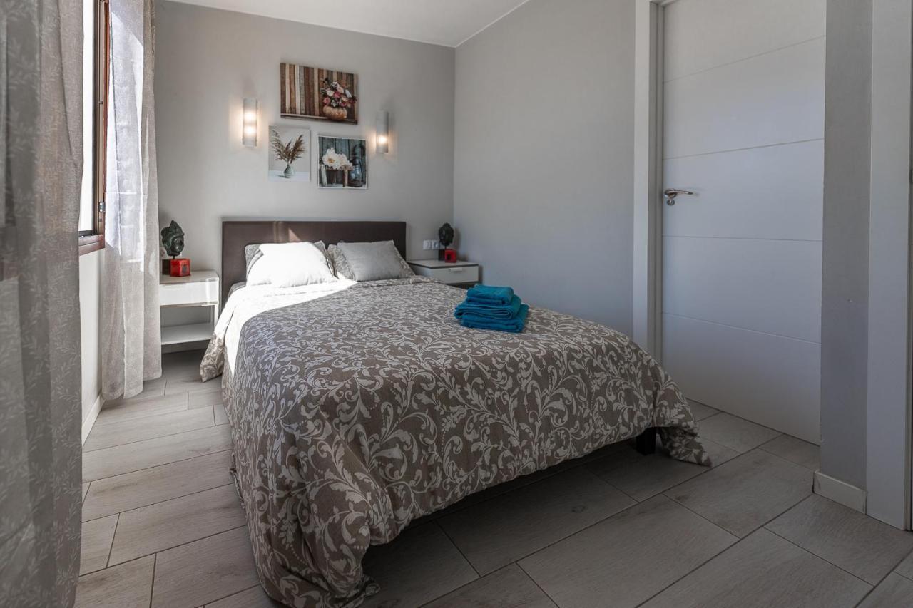 Beautiful Duplex In 3 Minutes Walking To The Beach In Playa De Las Americas ภายนอก รูปภาพ