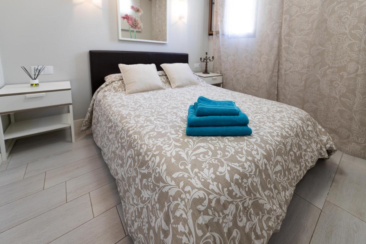 Beautiful Duplex In 3 Minutes Walking To The Beach In Playa De Las Americas ภายนอก รูปภาพ